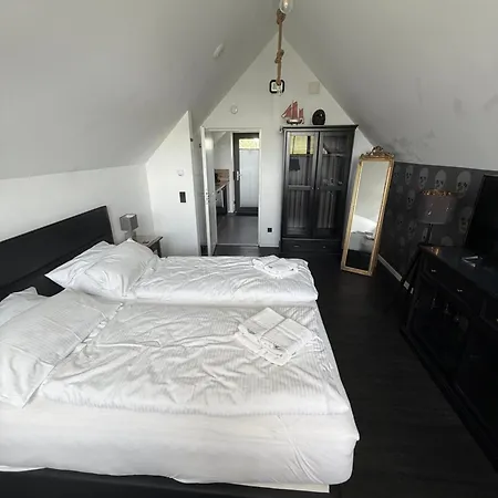 Black-pearl In Erster Seereihe Direkt An Der Lagune * Büsum